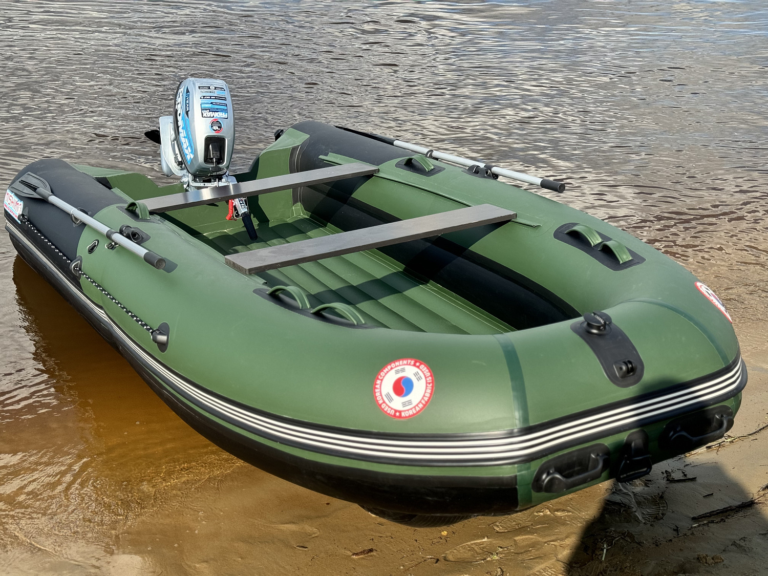 Лодка MISHIMO BIG FLOOR 400 в Москве