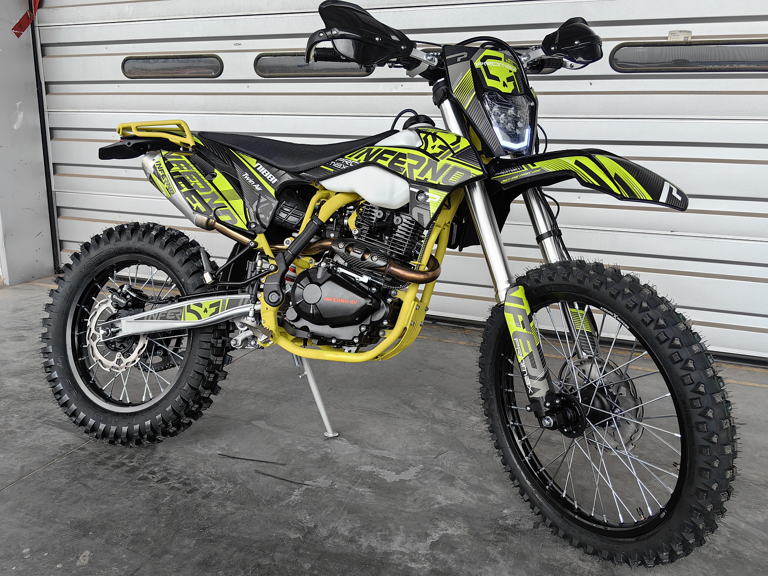 Кроссовый мотоцикл PROMAX INFERNO 380 (4 valves, 6 gears) в Москве Кроссовый мотоцикл PROMAX INFERNO 380 (4 valves, 6 gears) в Москве