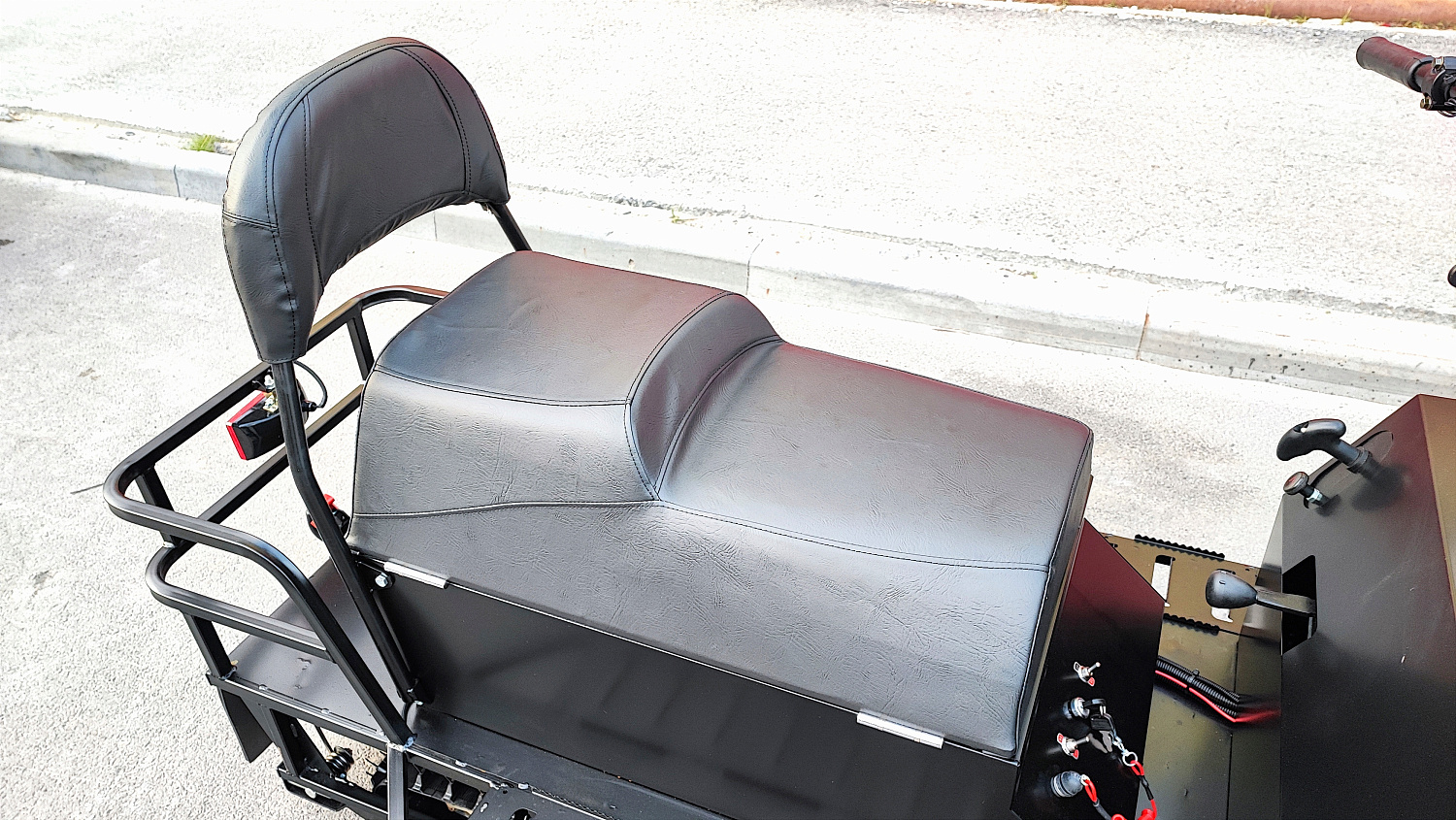 Снегоход PROMAX YAKUT 500 2.0 4T 29 в Москве Снегоход PROMAX YAKUT 500 2.0 4T 29 в Москве