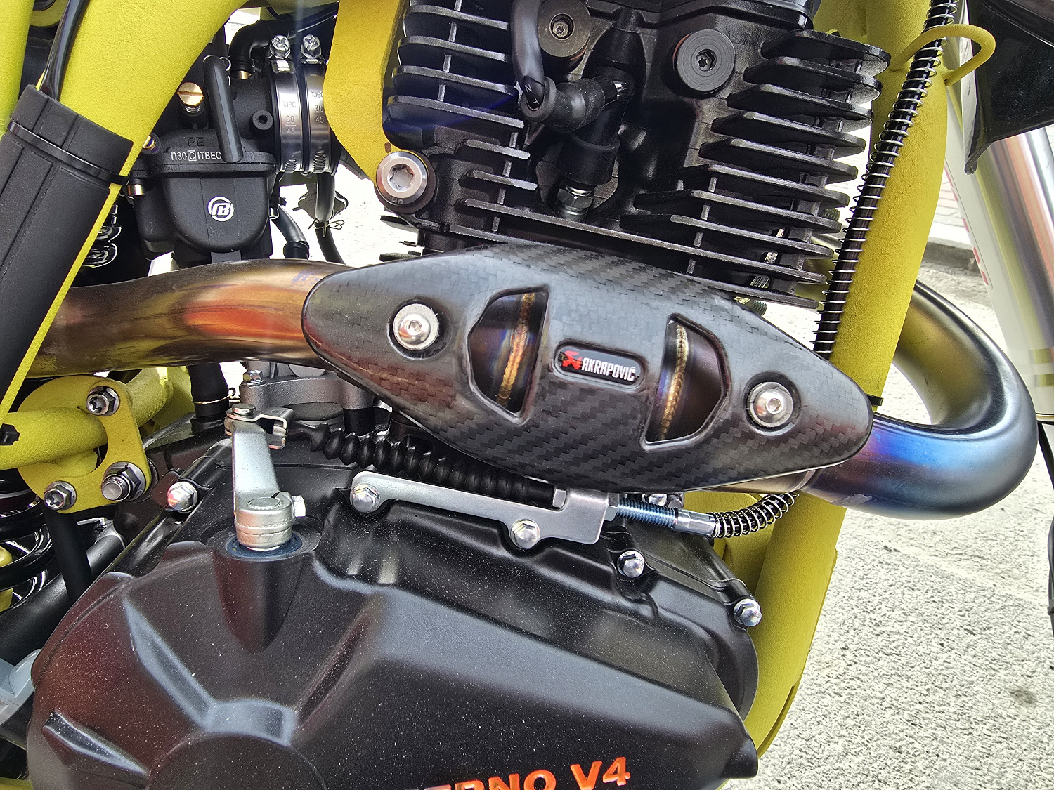 Кроссовый мотоцикл PROMAX INFERNO 380 (4 valves, 5 gears) в Москве Кроссовый мотоцикл PROMAX INFERNO 380 (4 valves, 5 gears) в Москве