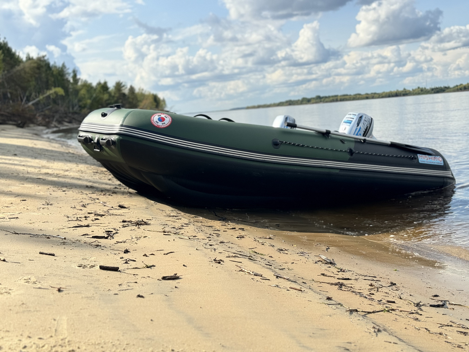 Лодка MISHIMO BIG FLOOR 400 в Москве