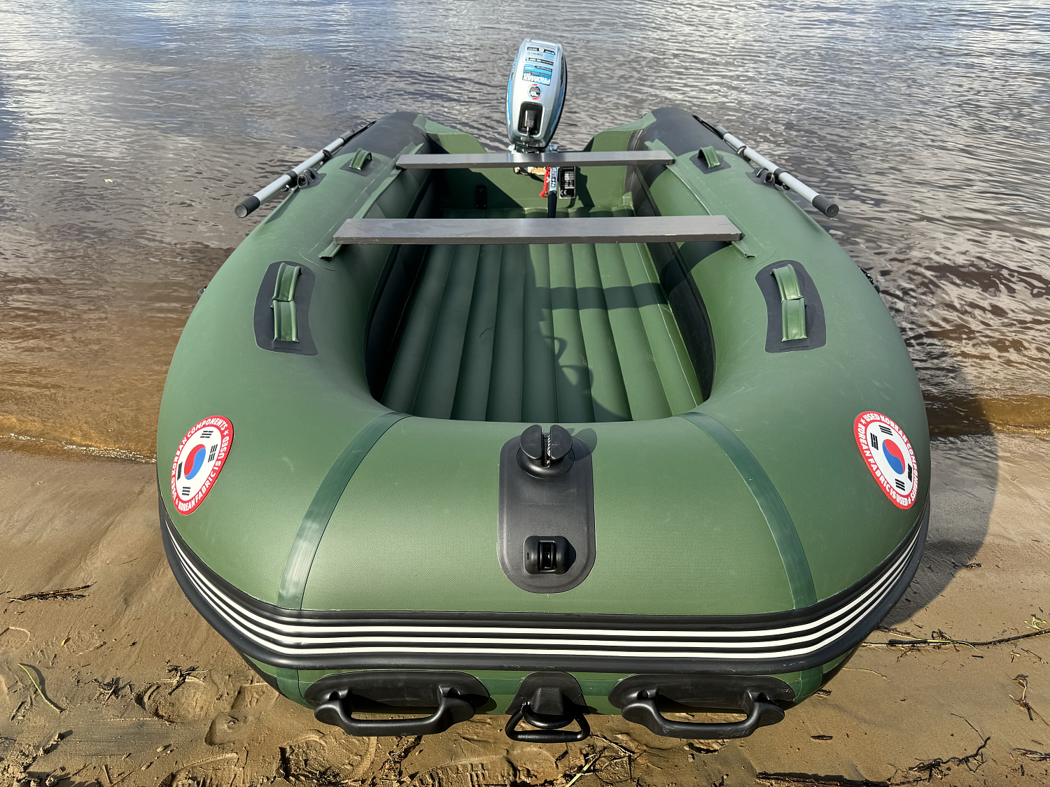 Лодка MISHIMO BIG FLOOR 400 в Москве